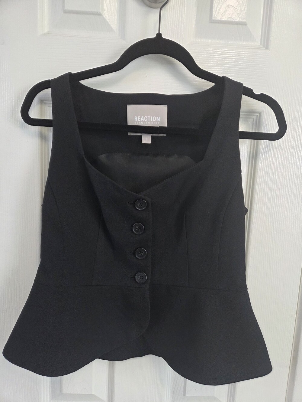 Reaction Kenneth Cole Black Sleeveless Peplum Button Vest